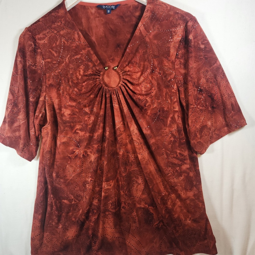 Encore Womens 2X Red Tie Dye Rhinestone Floral O-Ring V-Neck Blouse Top